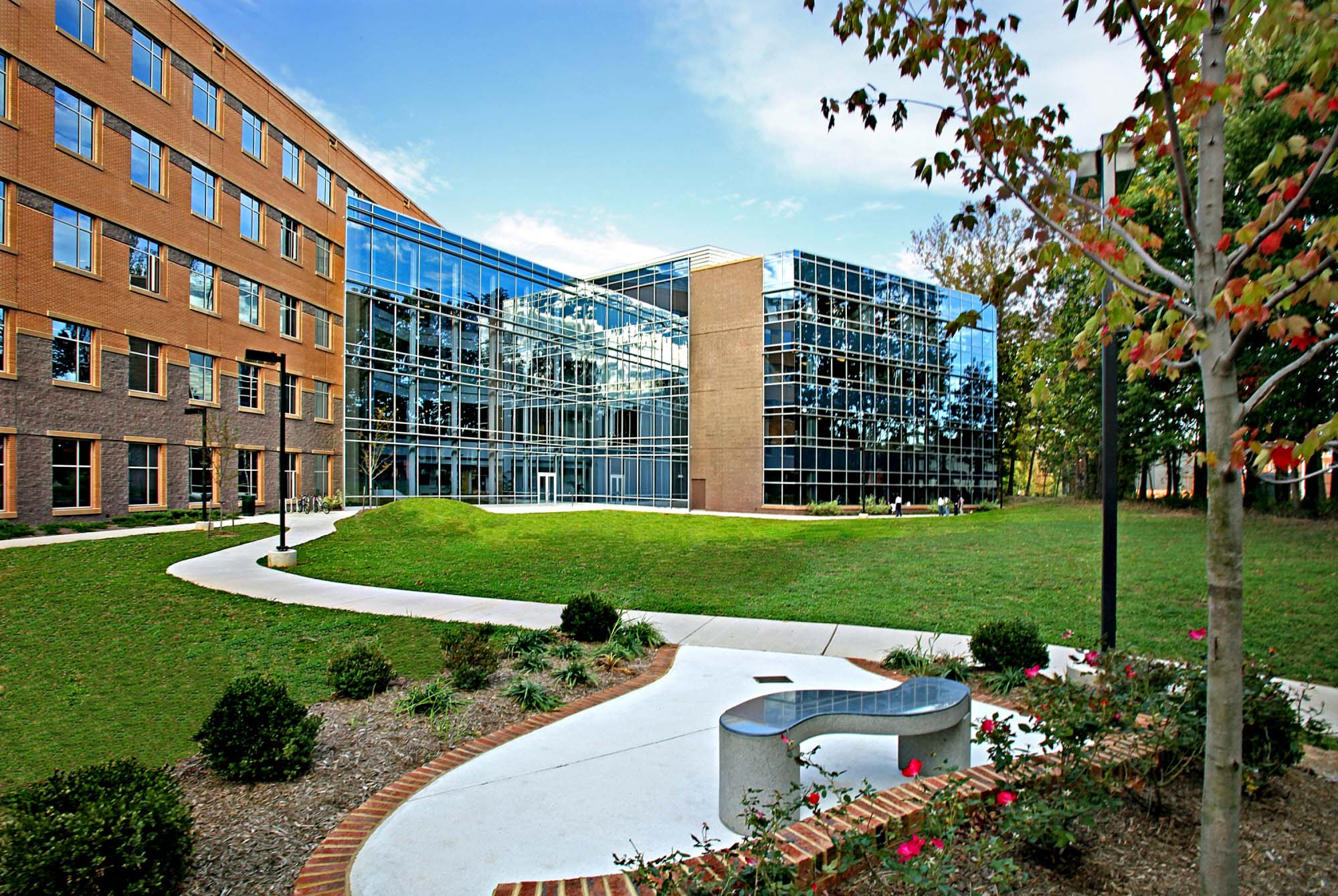 George Mason University The Long and Kimmy Nguyen Engineering Building, Fairfax, VA